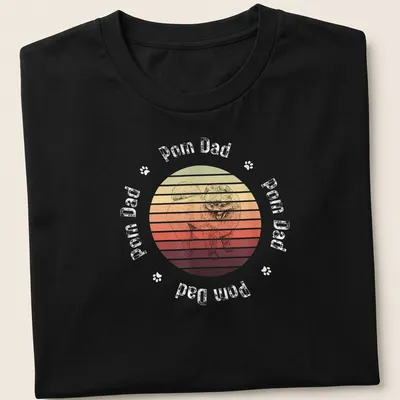 Retro sunset design featuring a cheerful Pomeranian with Pom Dad text